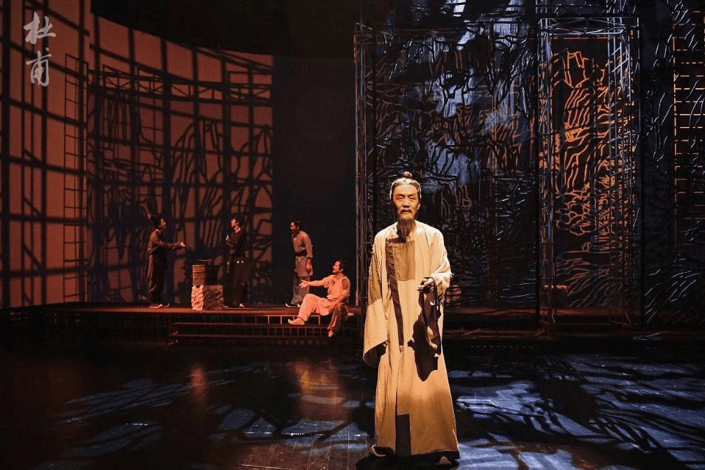 兰：浸润艺术滋养坚定创作初心澳门新葡京入