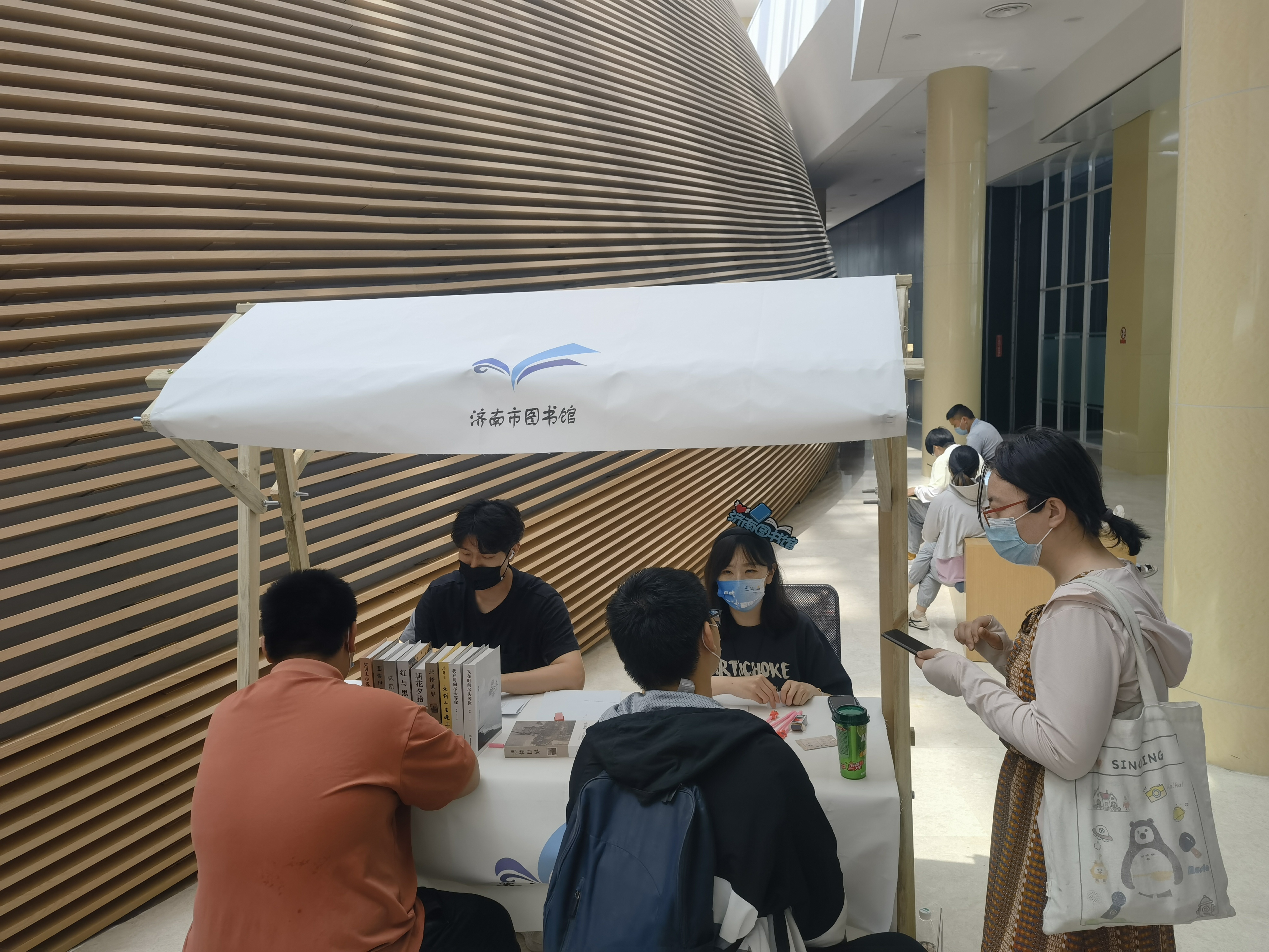 济南市图书馆玩跨界!新葡京图书馆×剧本杀(图4) 济南市图书馆玩跨界!新葡京图书馆×剧本杀(图4)